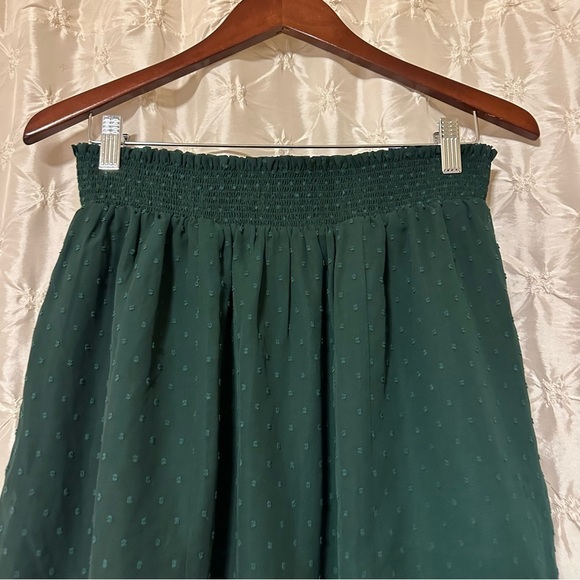 Universal Standard Forest Green Blair Swiss Dot Chiffon Skirt - Picture 5 of 13